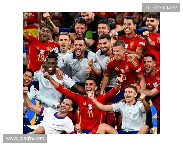 探索足球战术演变与全球顶级赛事对现代体育文化的影响分析深度研