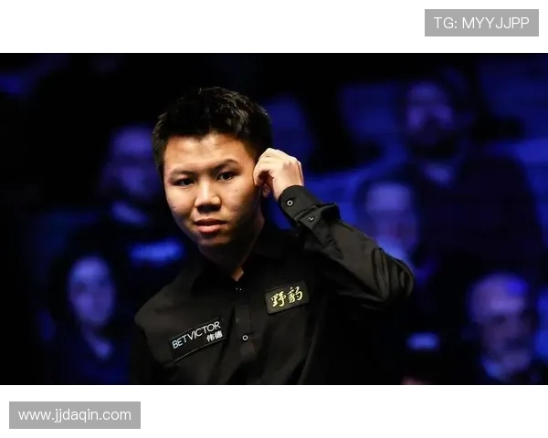 周跃龙与墨菲激战正酣谁能在斯诺克赛场上笑到最后